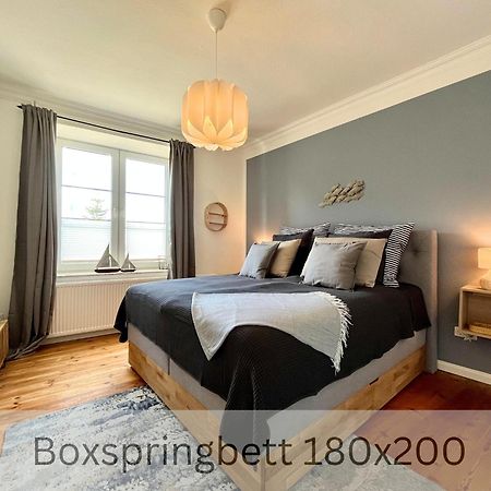 Apartment Meeresbrise Mit Balkon Husum  Exterior photo