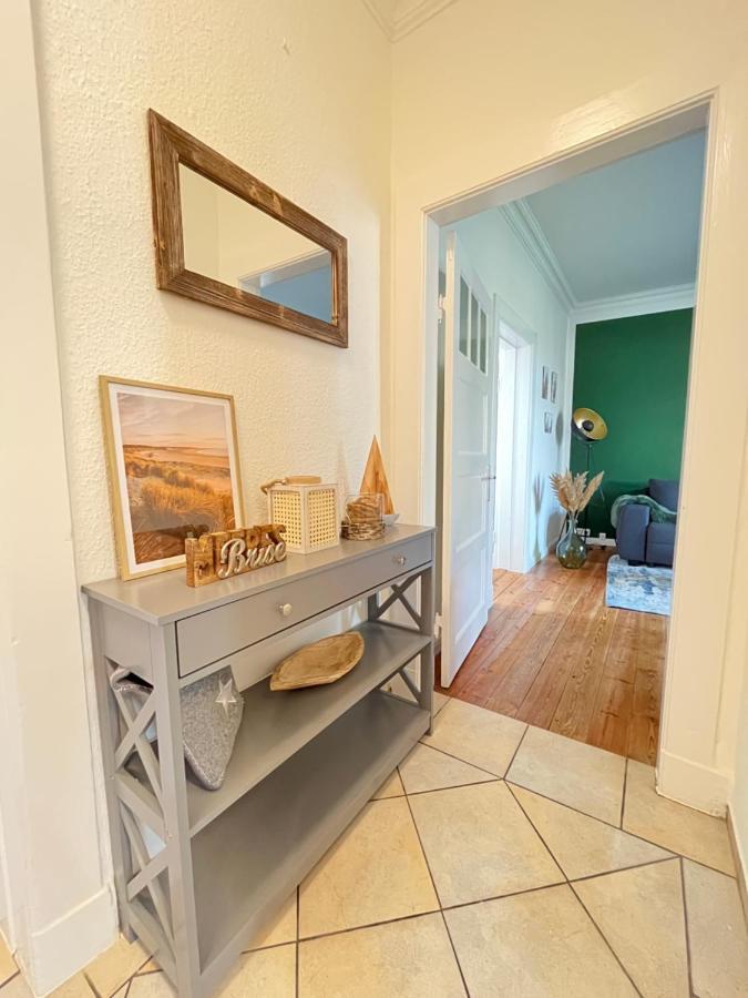 Apartment Meeresbrise Mit Balkon Husum  Exterior photo