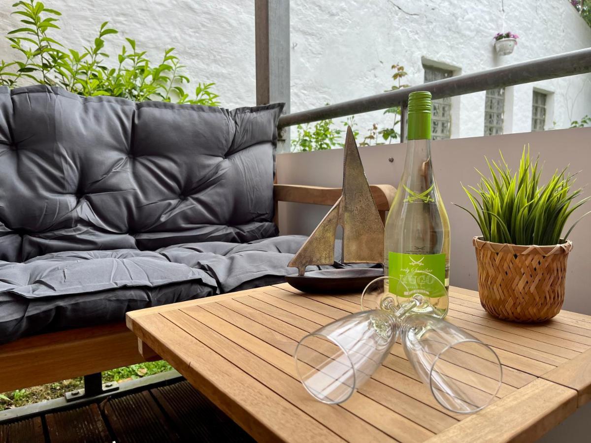 Apartment Meeresbrise Mit Balkon Husum  Exterior photo